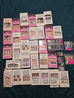 44 sets of nails.. some have multiples aprx 60 pair