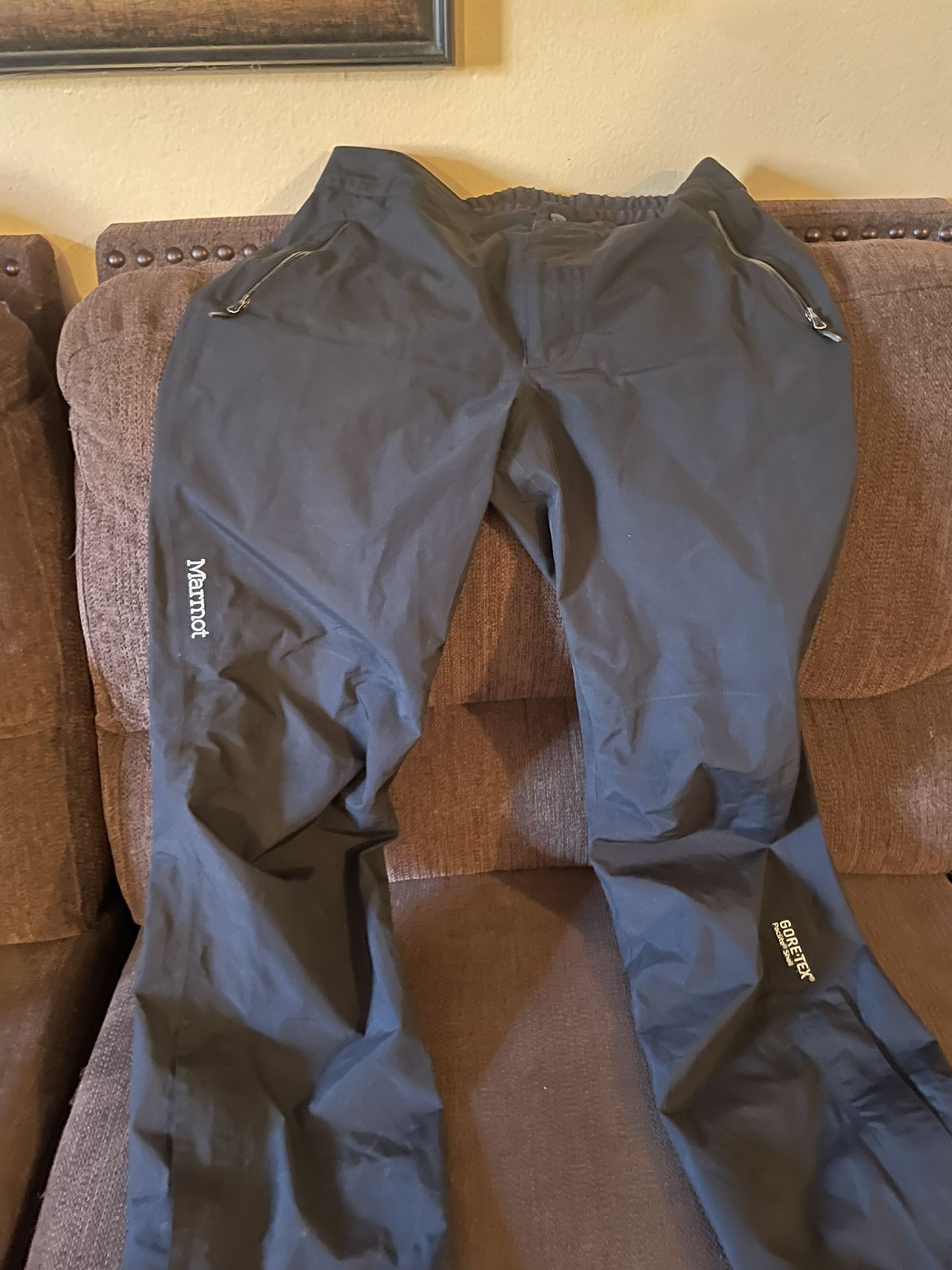 Marmot Ski Pants / Snowboarding Pants \ Snowmobiling Pants /