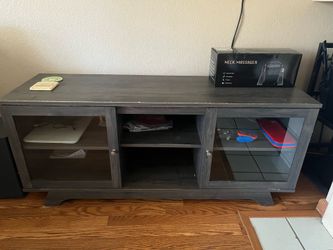 TV Stand / Media Console $120 (OBO)
