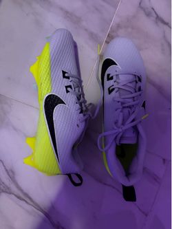 Nike football cleats size 12