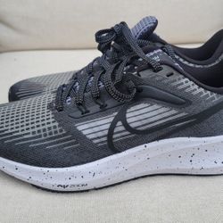 Air Zoom Pegasus 39 Running Shoe (Women)