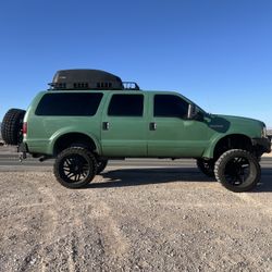 2005 Ford Excursion