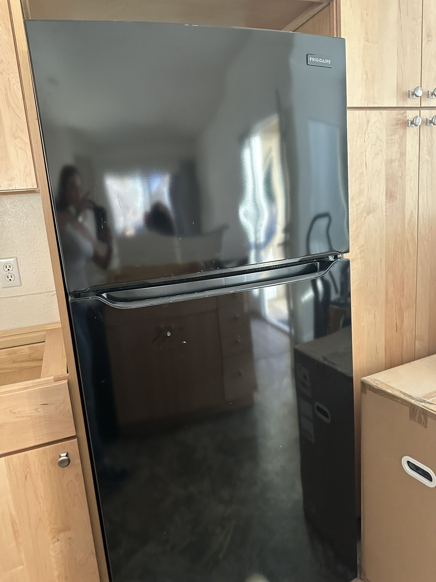 Brand new Frigidaire Black Fridge  / Pick Up Only