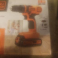BLACK & DECKER Drill Set, Mark Down 