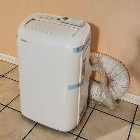 Portable AC Unit w/Remote