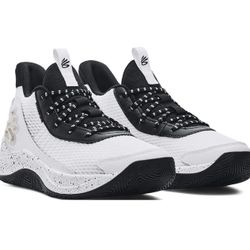 Under Armor Men’s Curry 3Z7 Basketball Shoes