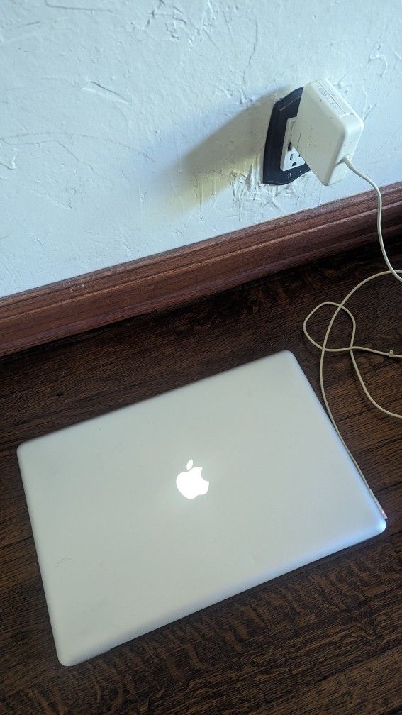 Mid 2010 17 Inch MacBook Pro