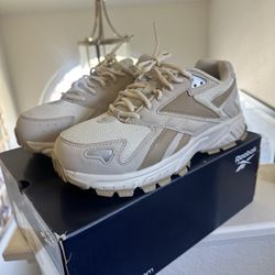 Steel Toe Reebok Work Shoe Sz 9 Women