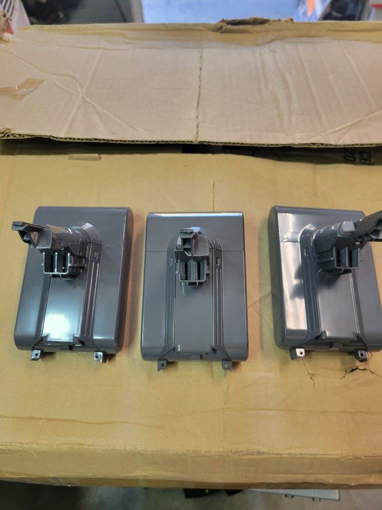 3 Lithium Ion Rechargeable Battery Pack For Dyson V7