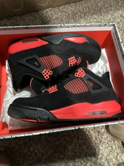 Size 9.5 Jordan 3