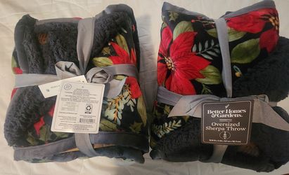 ** NEW Better Homes & Gardens Oversized Sherpa Throw Blanket – Poinsettia Print (2 Available)**