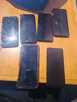 Phones as is 10 for all