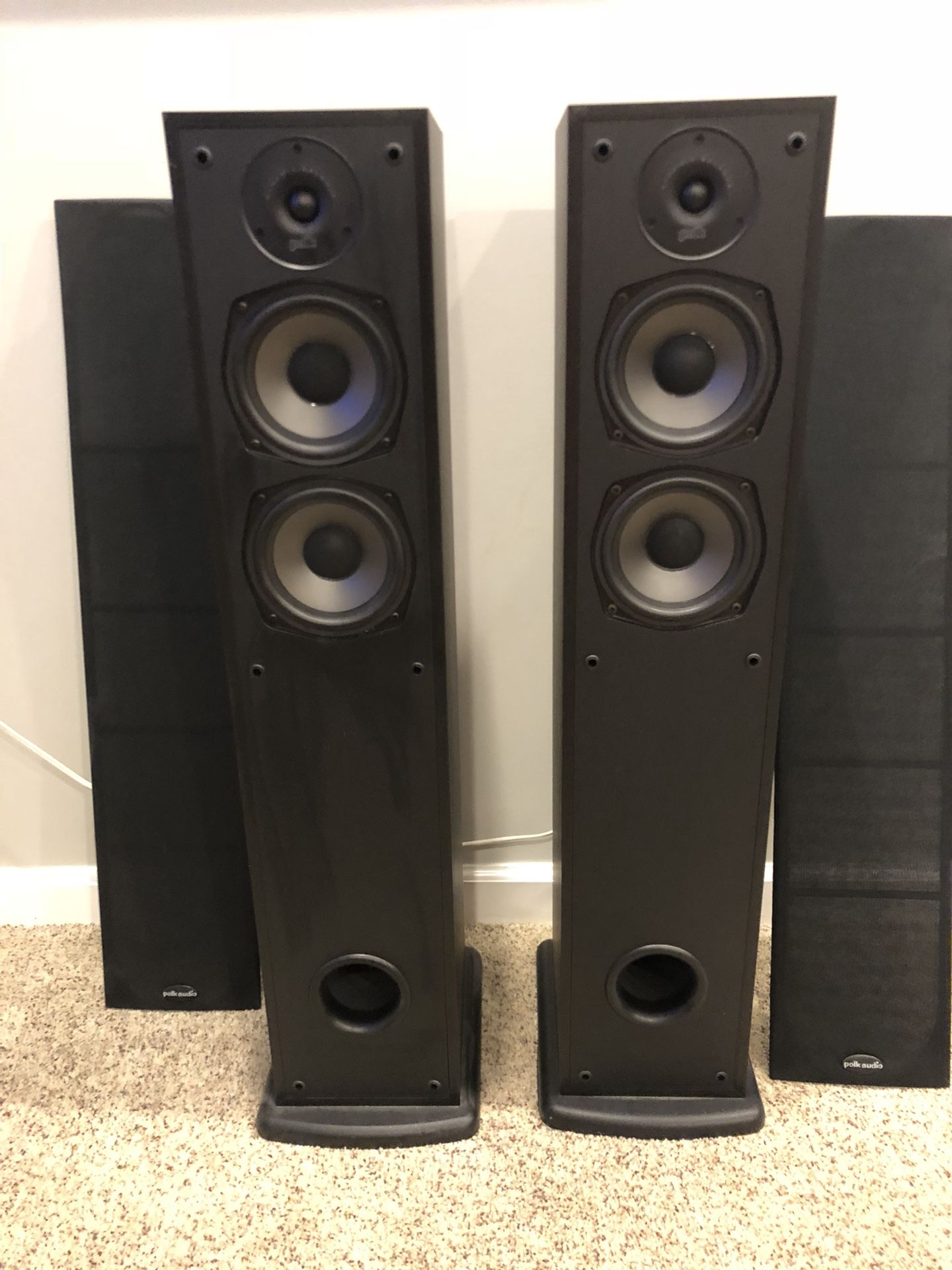 Polk Audio R40 Tower Speakers
