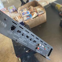 Amp boss 1,100w