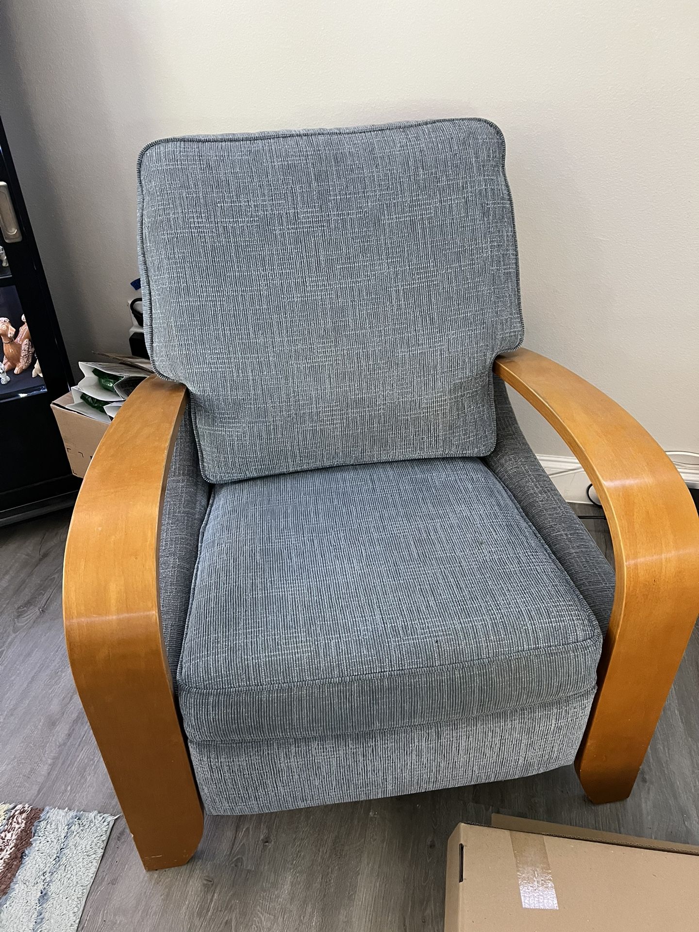 Lazyboy manual recliner