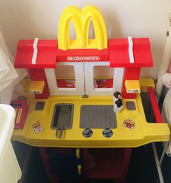 Vintage Mcdonalds Drive Thru Food play set