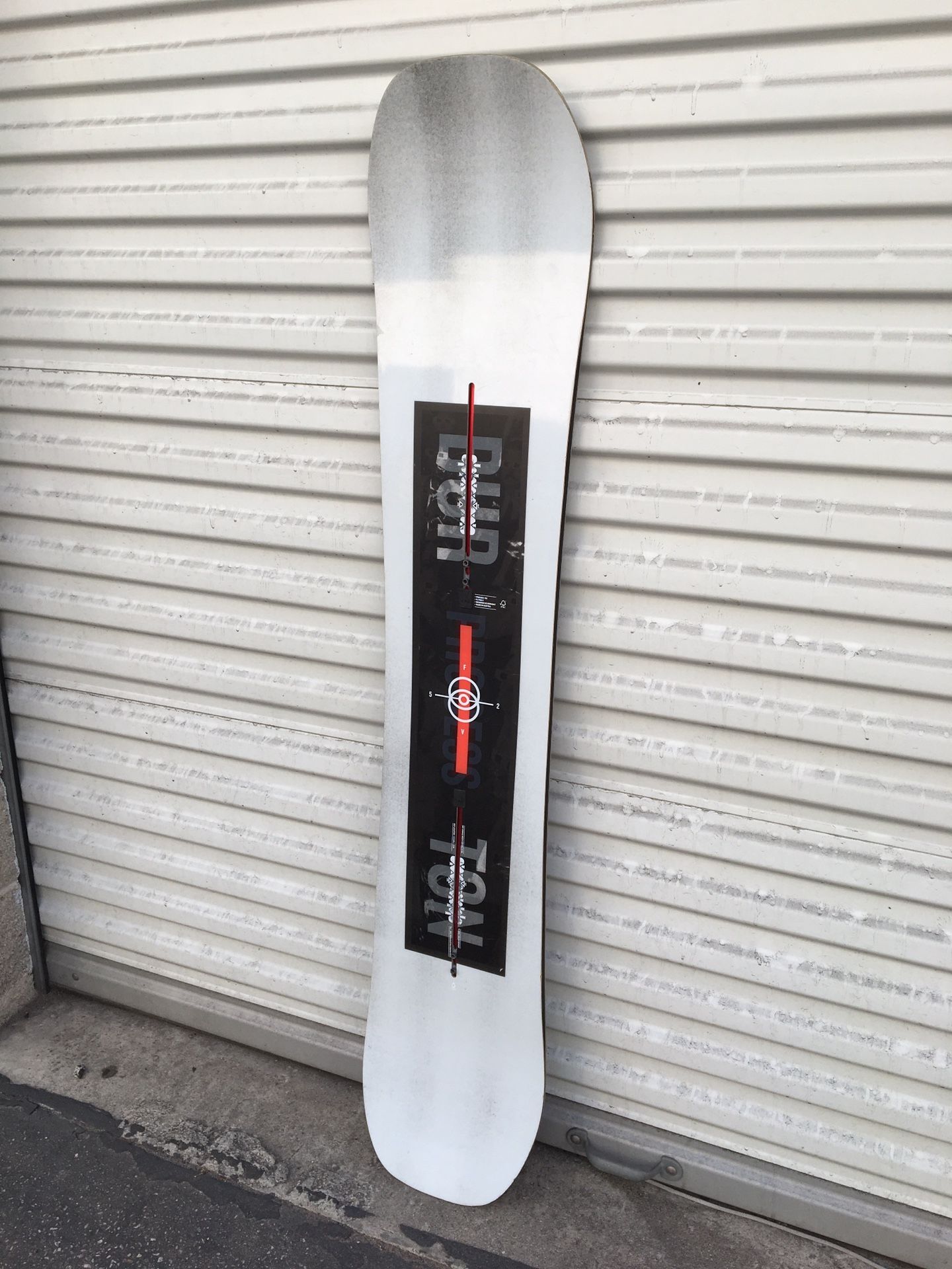 Burton Process Flying V EST center channel snowboard 152