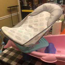Baby Bath Tub & Stand Great For For Infant