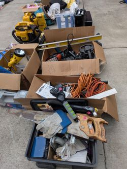 Garage Sale Hazel  Dell Vancouver, WA - moving to Spain
