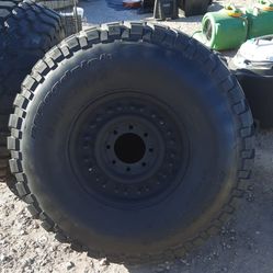 Chevy/dodge Wheels W/ 37” Tires