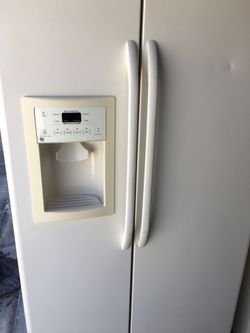 Ge beige refrigerator