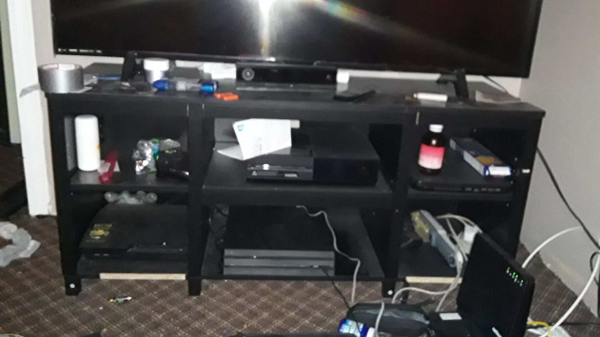 TV vizio 39 and rack TV stand