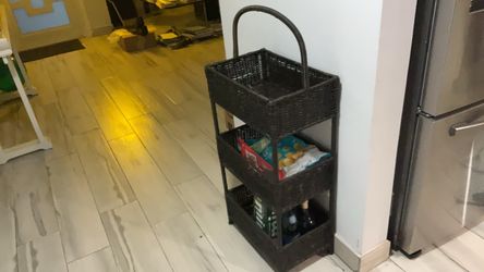 Kitchen vegetable basket