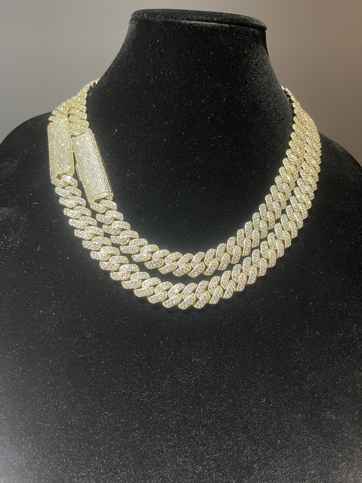 🔥💎🔥🔹 CUSTOM 22INCH & 24INCH 14MM 925 SILVER D COLOR VVS1 MOISSANITE CUBAN CHAINS WITH CUSTOM CLASPS