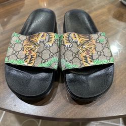 GUCCI BENGAL Tiger SANDALS /unisex