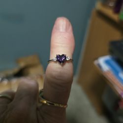 Size 7 Amthyst Heart Sterling Silver