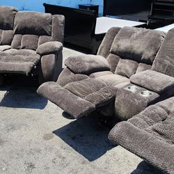 Reclining Sofa And Loveseat With Cupholders 