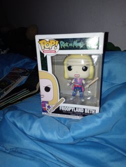 Pop Head Froopland Beth