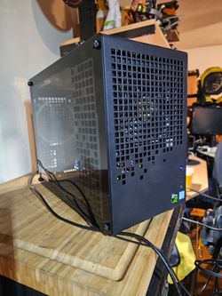 Gaming Mini ITX PC. i7-CPU. 16GB Ram 512GB SSD GPU: GTX Graphics