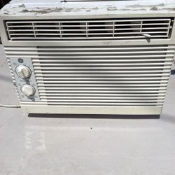 5000 BTU  Window AC