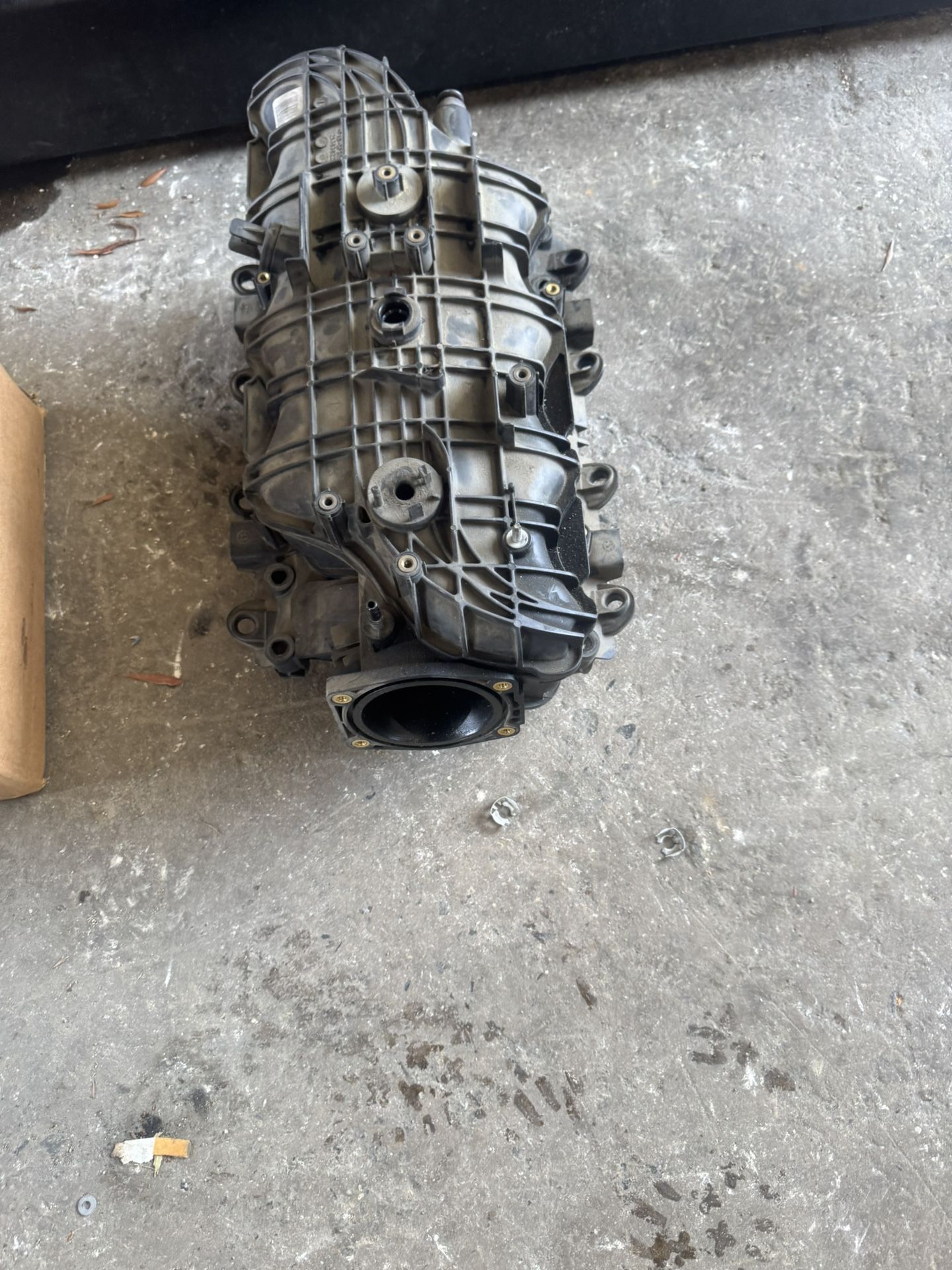 Intake Manifold Chevy 4.8/5.3