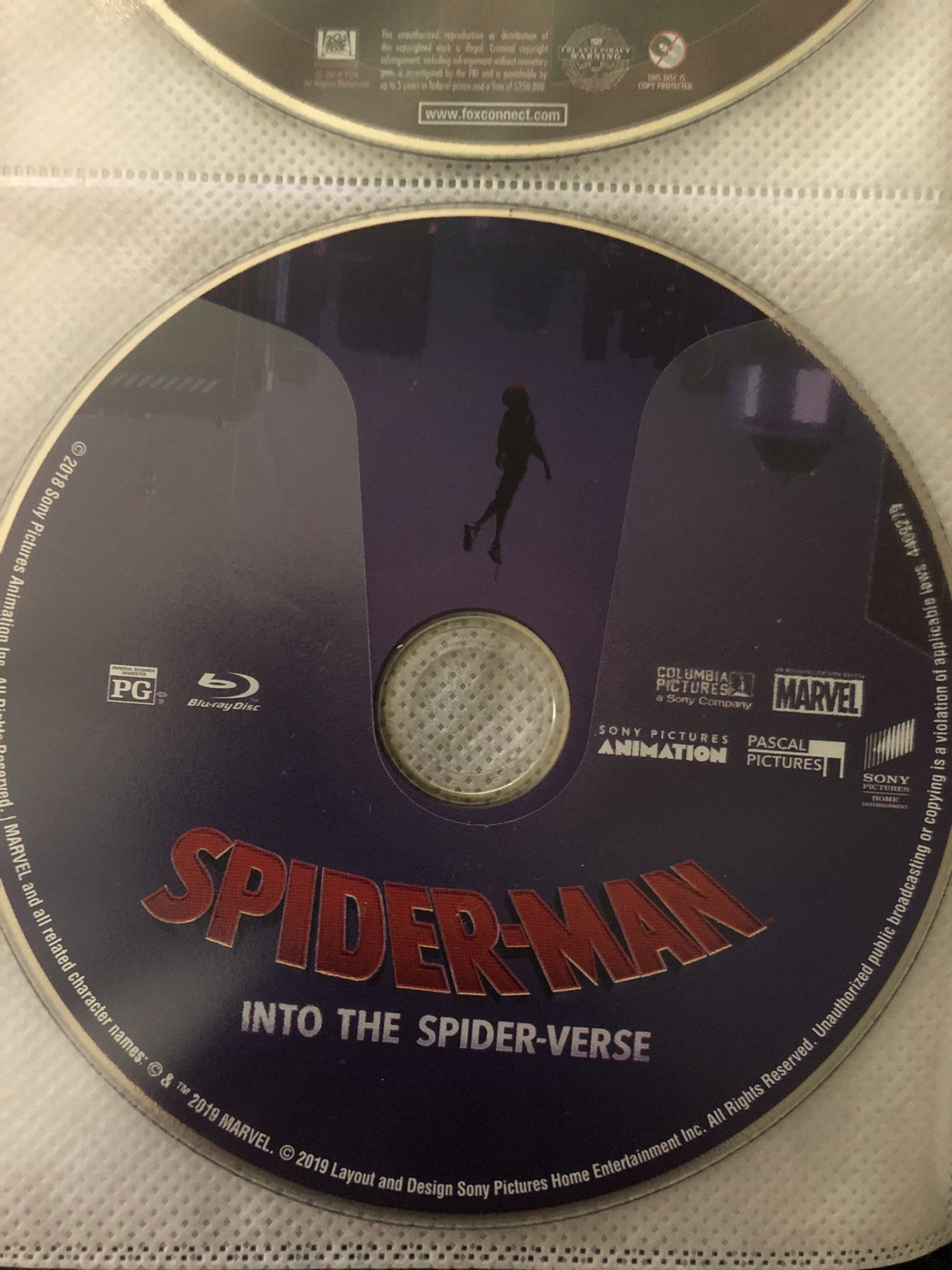Spider-Man Into Spider Verse Blu-ray