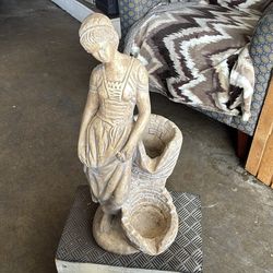 Statue (Water Fountain Capable)