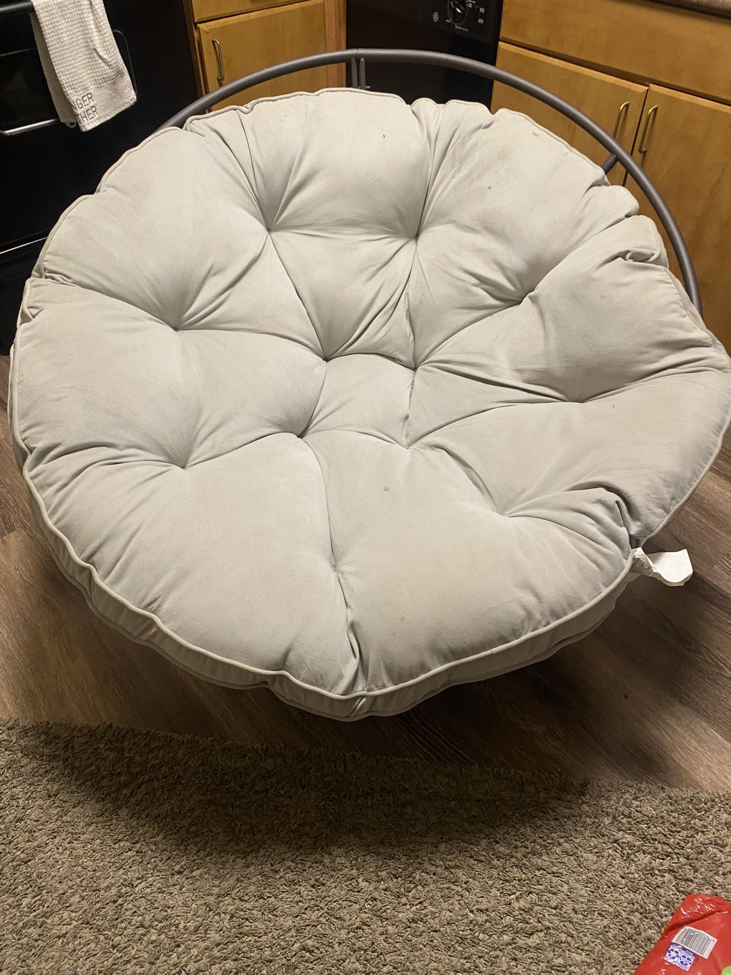 Papasan Chair