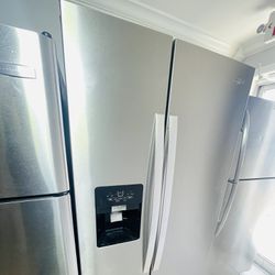 Whirlpool Side By Side Refrigerator Like New 