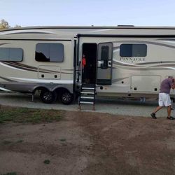 2019 Jayco Pinnacle 36BFT 36BFT