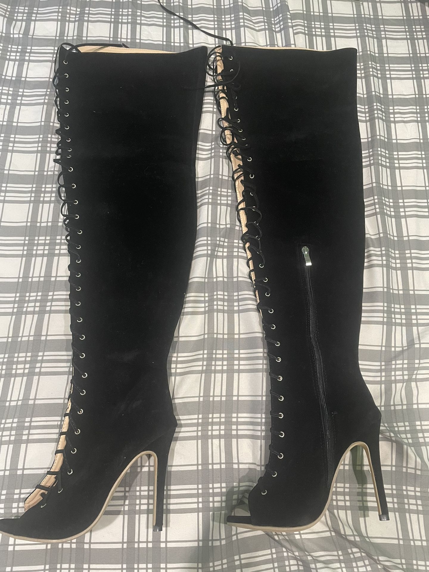 Thigh High Suede Boots. New But Not In Box Size 8