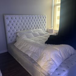 Luxury Tufted Velvet Bed Frame (Queen) – Originally $1,104+