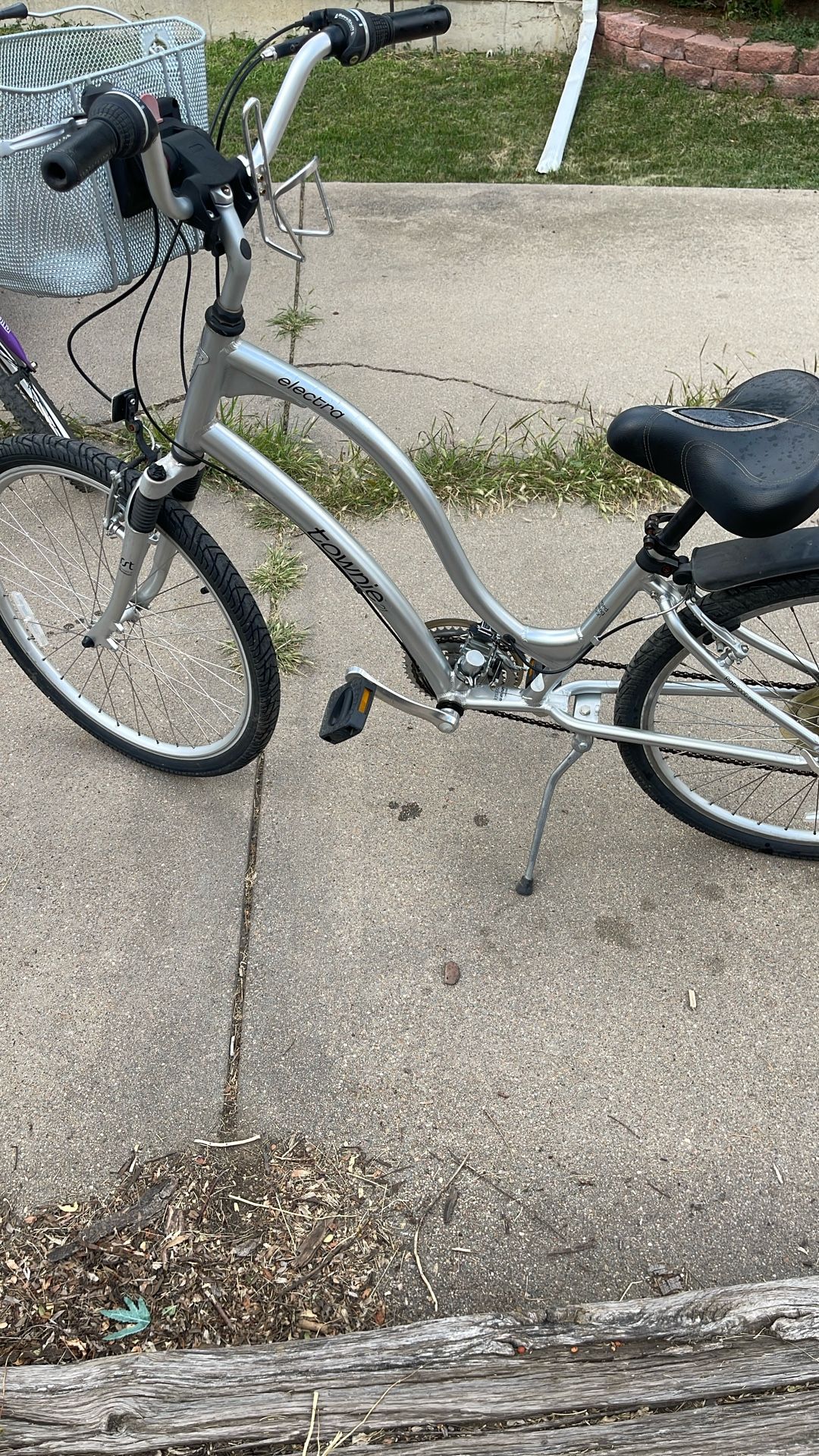 Electric Bike Women's Electra Townie Electra Bike TOWNIE Electric Bike Women's Electra Townie Electra Bike TOWNIE