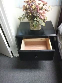 Pinewood Night Stand
