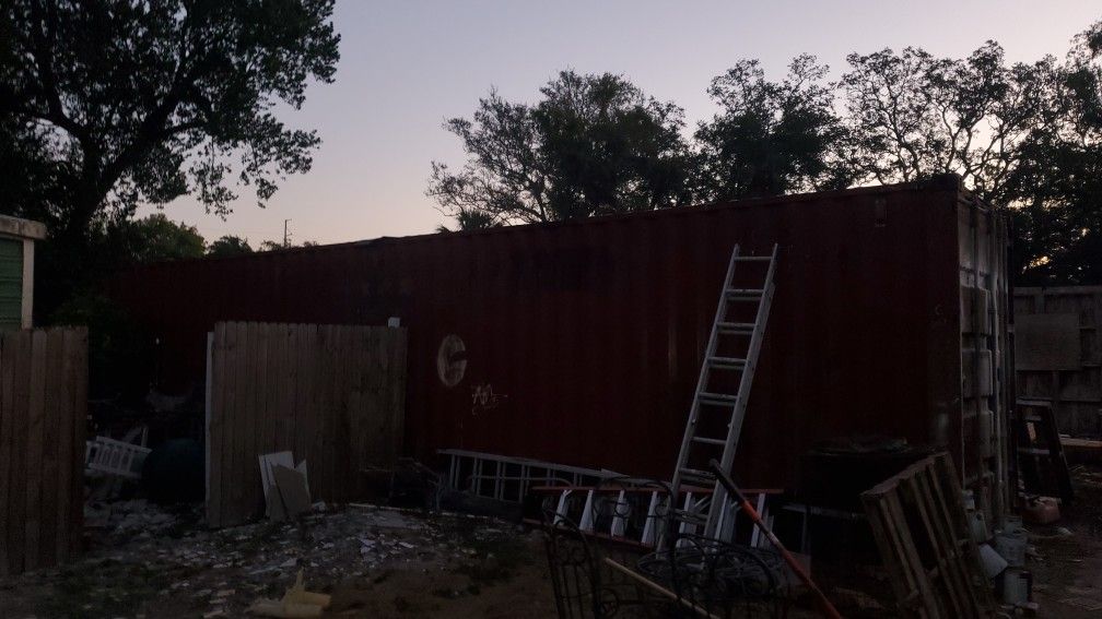 40ft Shipping Container