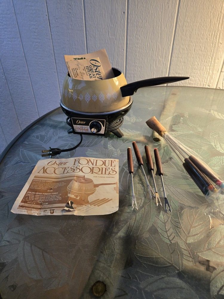 1970 Vintage Oster Electric Fondue Set
