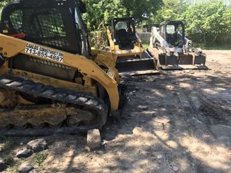 Se limpian terrenos y se quiebra Semento