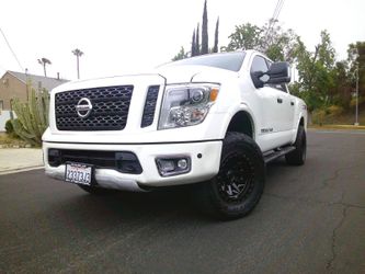2019 Nissan Titan
