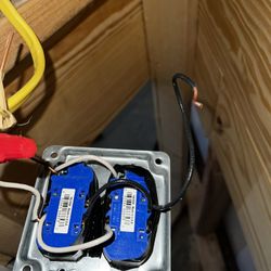 Se Asen Trabajos de Electricidad Aún Buen Precio Contáctenos Para un Estimado Gratis 