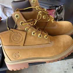 Boys Timberlands 